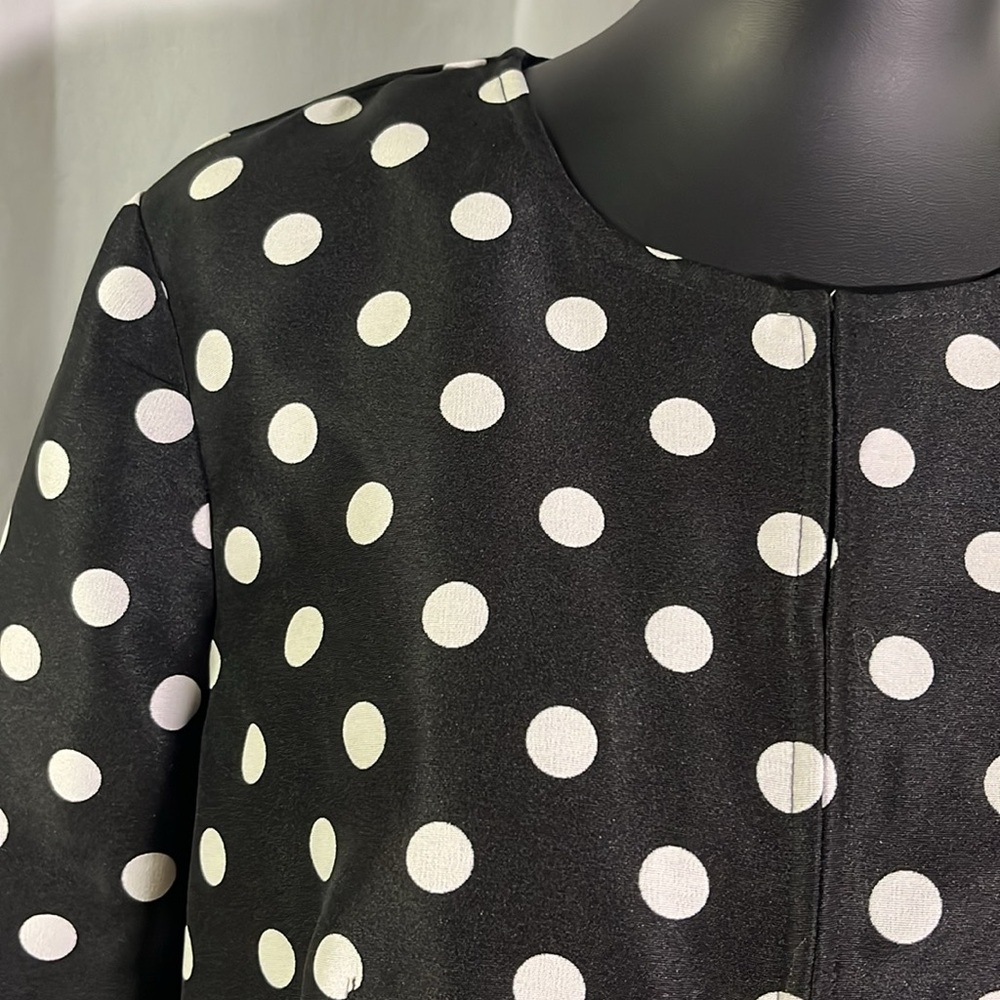 LOFT Black & White Jacquard Polka Dot Lightweight Peplum Hem Jacket - Picture 5 of 16